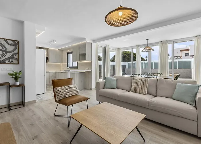 Oscar Playa Blanca (Lanzarote)